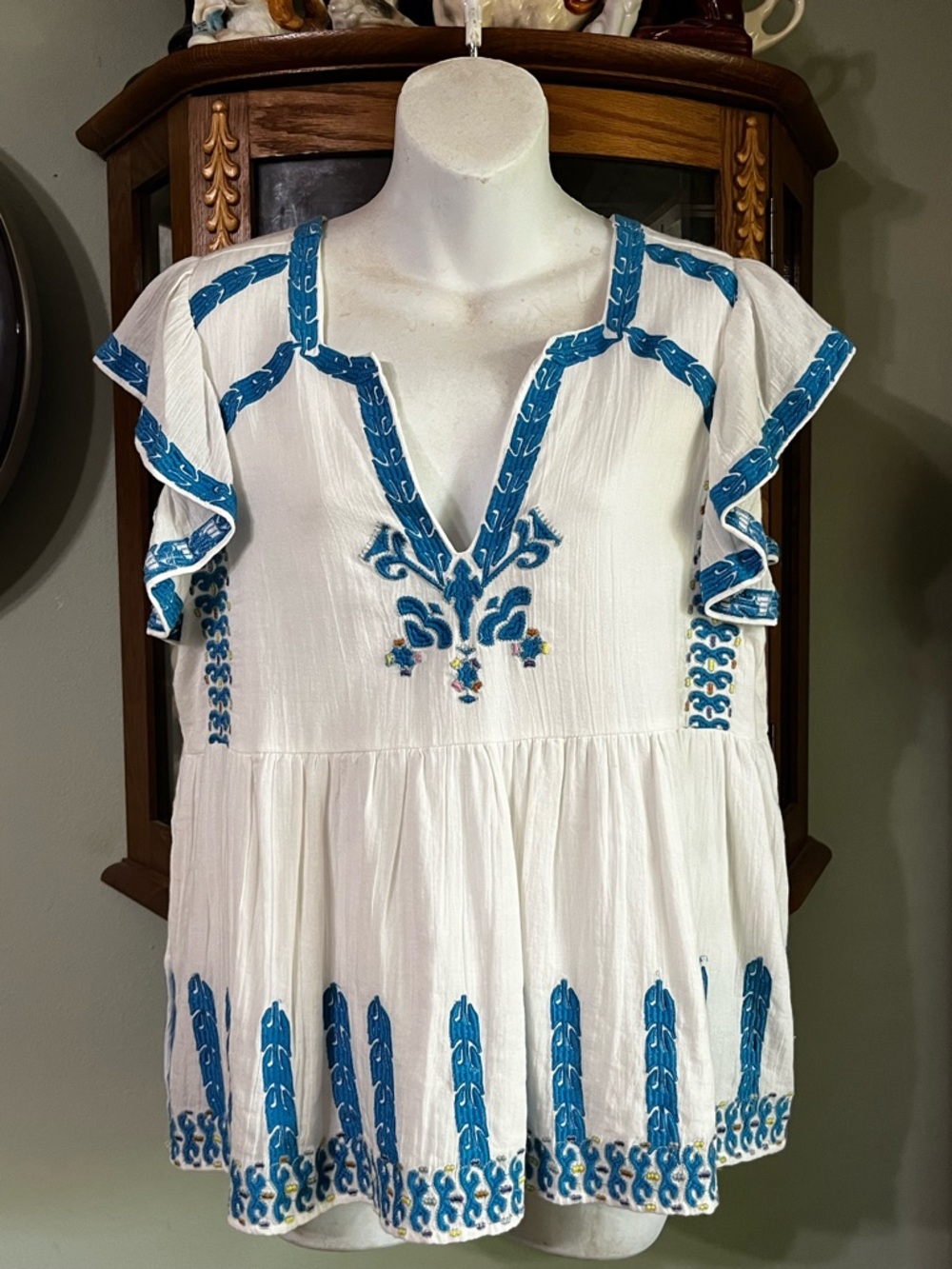 Love The Label Ruffle Sleeve Boho Embroidered Festival Blouse Shirt Medium